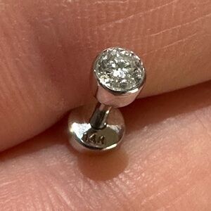 Diamond 0.12 Carat 14K Solid White Gold 16G Stud 6mm Long Bar Single Piercing